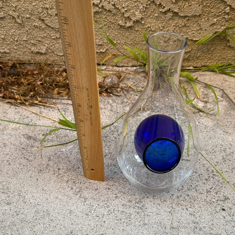 Clear Glass Bud Vase with Blue Accent Globe - Picture 4 of 6